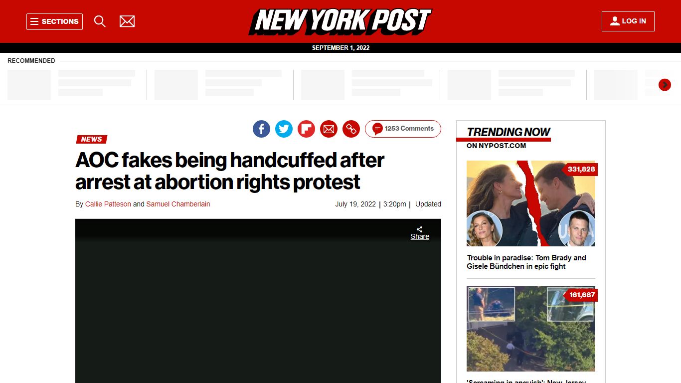AOC fakes being handcuffed after abortion rights protest arrest
